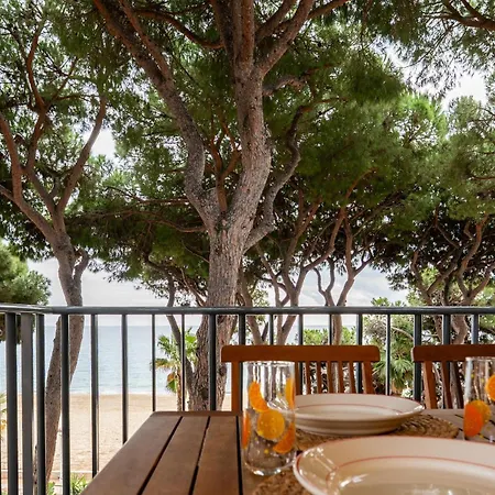 - Sea View - First Line - Parking - 2br דירה קמברילס